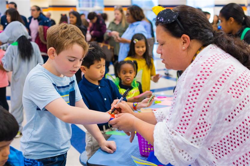 Sunset Elementary students enjoy STREAM Night